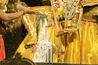 http://nithyananda.org/sites/default/files/photo-gallery/2018-09Sep-26-nithyananda-diary_bengaluru-aadheenam_uttamotama-seva_7T9A7160.JPG