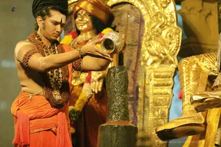 http://nithyananda.org/sites/default/files/photo-gallery/2018-09Sep-26-nithyananda-diary_bengaluru-aadheenam_uttamotama-seva_7T9A7163.JPG