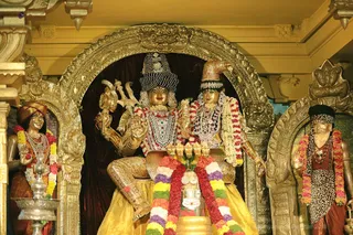 http://nithyananda.org/sites/default/files/photo-gallery/2018-09Sep-26-nithyananda-diary_bengaluru-aadheenam_uttamotama-seva_7T9A7193.JPG