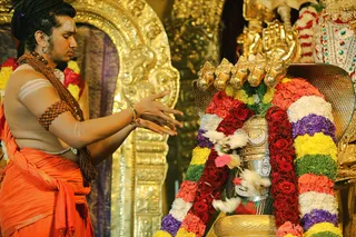 http://nithyananda.org/sites/default/files/photo-gallery/2018-09Sep-26-nithyananda-diary_bengaluru-aadheenam_uttamotama-seva_7T9A7236.JPG