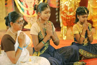 http://nithyananda.org/sites/default/files/photo-gallery/2018-09Sep-27-nithyananda-diary_bengaluru-aadheenam_uttamotama-seva_7T9A7597.JPG