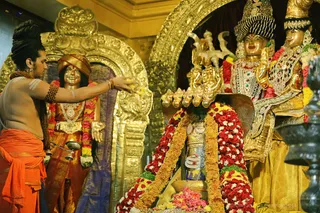 http://nithyananda.org/sites/default/files/photo-gallery/2018-09Sep-27-nithyananda-diary_bengaluru-aadheenam_uttamotama-seva_7T9A7624.JPG