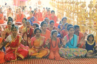 http://nithyananda.org/sites/default/files/photo-gallery/2018-10Oct-02-nithyananda-diary_bengaluru-aadheenam_uttamotama-seva_7T7A8623.JPG