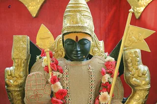 http://nithyananda.org/sites/default/files/photo-gallery/2018-10Oct-02-nithyananda-diary_bengaluru-aadheenam_uttamotama-seva_7T9A8961.JPG