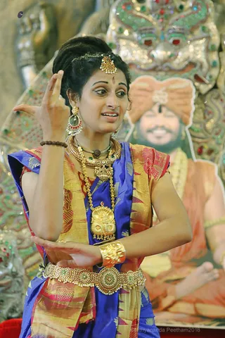 http://nithyananda.org/sites/default/files/photo-gallery/2018-10Oct-02-nithyananda-diary_bengaluru-aadheenam_uttamotama-seva_7T9A9049.JPG
