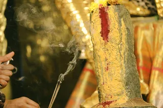 http://nithyananda.org/sites/default/files/photo-gallery/2018-10Oct-03-nithyananda-diary_bengaluru-aadheenam_uttamotama-seva_7T9A9100.JPG