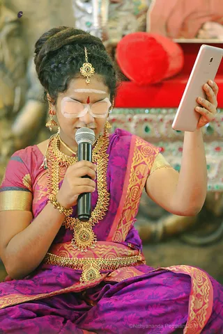 http://nithyananda.org/sites/default/files/photo-gallery/2018-10Oct-03-nithyananda-diary_bengaluru-aadheenam_uttamotama-seva_7T9A9207.JPG