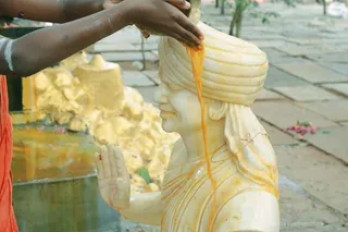 http://nithyananda.org/sites/default/files/photo-gallery/2018-10Oct-04-nithyananda-diary_bengaluru-aadheenam_uttamotama-seva_7T7A8764.JPG