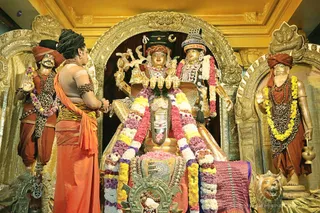 http://nithyananda.org/sites/default/files/photo-gallery/2018-10Oct-04-nithyananda-diary_bengaluru-aadheenam_uttamotama-seva_7T7A8790.JPG