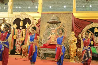 http://nithyananda.org/sites/default/files/photo-gallery/2018-10Oct-04-nithyananda-diary_bengaluru-aadheenam_uttamotama-seva_7T7A8804.JPG