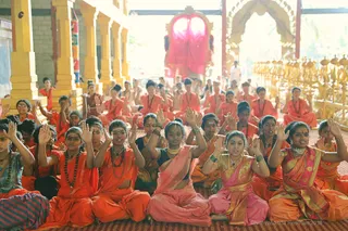 http://nithyananda.org/sites/default/files/photo-gallery/2018-10Oct-04-nithyananda-diary_bengaluru-aadheenam_uttamotama-seva_7T7A8818.JPG