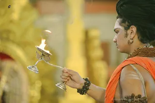 http://nithyananda.org/sites/default/files/photo-gallery/2018-10Oct-04-nithyananda-diary_bengaluru-aadheenam_uttamotama-seva_7T9A9568.JPG