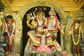 http://nithyananda.org/sites/default/files/photo-gallery/2018-10Oct-05-nithyananda-diary_bengaluru-aadheenam_uttamotama-seva_7T9A0384.JPG
