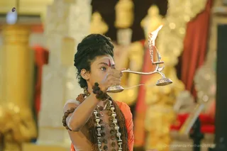 http://nithyananda.org/sites/default/files/photo-gallery/2018-10Oct-06-nithyananda-diary_bengaluru-aadheenam_uttamotama-seva_7T9A8931.JPG