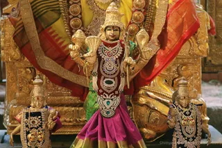 http://nithyananda.org/sites/default/files/photo-gallery/2018-10Oct-06-nithyananda-diary_bengaluru-aadheenam_uttamotama-seva_7T9A8957.JPG