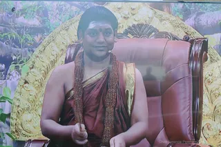 http://nithyananda.org/sites/default/files/photo-gallery/2018-10Oct-06-nithyananda-diary_bengaluru-aadheenam_uttamotama-seva_7T9A8989.JPG