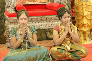 http://nithyananda.org/sites/default/files/photo-gallery/2018-10Oct-06-nithyananda-diary_bengaluru-aadheenam_uttamotama-seva_7T9A9004.JPG