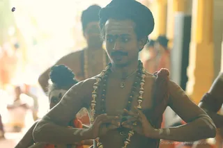 http://nithyananda.org/sites/default/files/photo-gallery/2018-10Oct-07-nithyananda-diary_bengaluru-aadheenam_uttamotama-seva_7T9A9267.JPG