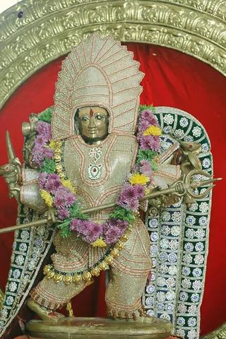 http://nithyananda.org/sites/default/files/photo-gallery/2018-10Oct-07-nithyananda-diary_bengaluru-aadheenam_uttamotama-seva_7T9A9307.JPG