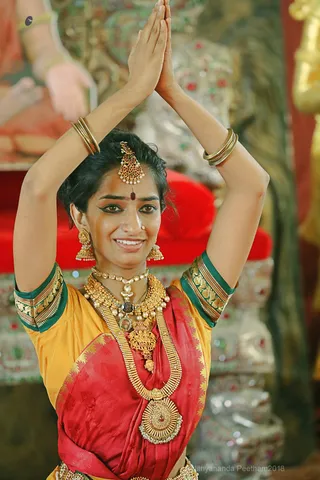 http://nithyananda.org/sites/default/files/photo-gallery/2018-10Oct-07-nithyananda-diary_bengaluru-aadheenam_uttamotama-seva_7T9A9374.JPG