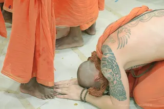 http://nithyananda.org/sites/default/files/photo-gallery/2018-10Oct-08-nithyananda-diary_bengaluru-aadheenam_uttamotama-seva_7T9A0016.JPG