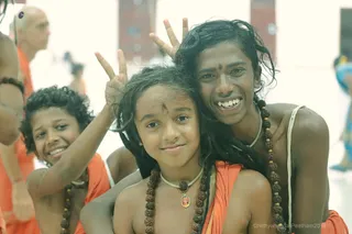 http://nithyananda.org/sites/default/files/photo-gallery/2018-10Oct-08-nithyananda-diary_bengaluru-aadheenam_uttamotama-seva_7T9A0047.JPG