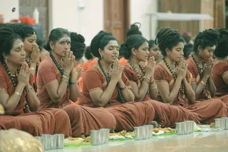 http://nithyananda.org/sites/default/files/photo-gallery/2018-10Oct-08-nithyananda-diary_bengaluru-aadheenam_uttamotama-seva_7T9A9686.JPG