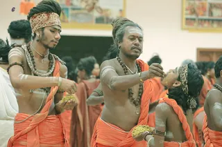 http://nithyananda.org/sites/default/files/photo-gallery/2018-10Oct-08-nithyananda-diary_bengaluru-aadheenam_uttamotama-seva_7T9A9830.JPG