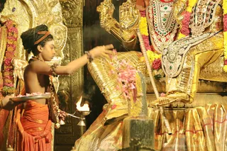 http://nithyananda.org/sites/default/files/photo-gallery/2018-10Oct-09-nithyananda-diary_bengaluru-aadheenam_uttamotama-seva_7T9A0158.JPG