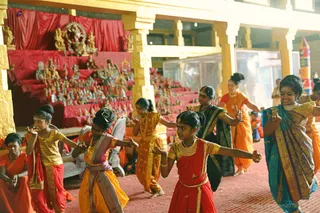 http://nithyananda.org/sites/default/files/photo-gallery/2018-10Oct-09-nithyananda-diary_bengaluru-aadheenam_uttamotama-seva_7T9A0281.JPG