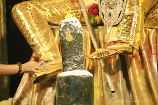 http://nithyananda.org/sites/default/files/photo-gallery/2018-10Oct-10-nithyananda-diary_bengaluru-aadheenam_uttamotama-seva_7T9A0424.JPG