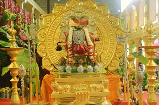 http://nithyananda.org/sites/default/files/photo-gallery/2018-10Oct-10-nithyananda-diary_bengaluru-aadheenam_uttamotama-seva_7T9A0474.JPG