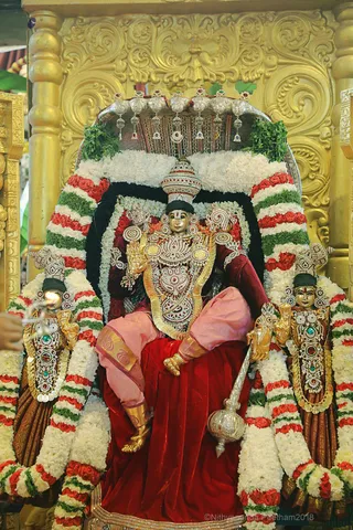 http://nithyananda.org/sites/default/files/photo-gallery/2018-10Oct-10-nithyananda-diary_bengaluru-aadheenam_uttamotama-seva_7T9A0489.JPG