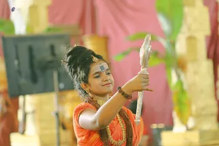 http://nithyananda.org/sites/default/files/photo-gallery/2018-10Oct-10-nithyananda-diary_bengaluru-aadheenam_uttamotama-seva_7T9A0540.JPG