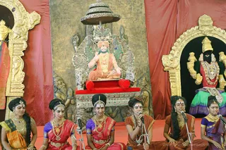 http://nithyananda.org/sites/default/files/photo-gallery/2018-10Oct-10-nithyananda-diary_bengaluru-aadheenam_uttamotama-seva_7T9A0586.JPG