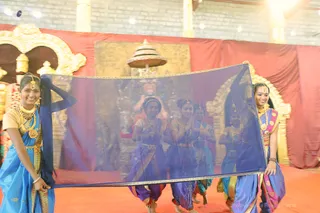 http://nithyananda.org/sites/default/files/photo-gallery/2018-10Oct-10-nithyananda-diary_bengaluru-aadheenam_uttamotama-seva_7T9A0623.JPG