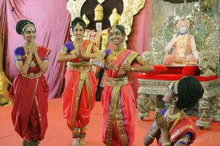 http://nithyananda.org/sites/default/files/photo-gallery/2018-10Oct-10-nithyananda-diary_bengaluru-aadheenam_uttamotama-seva_7T9A0655.JPG
