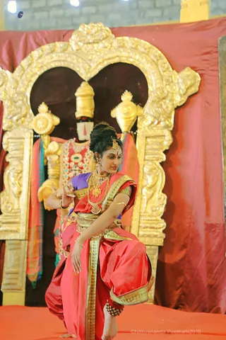 http://nithyananda.org/sites/default/files/photo-gallery/2018-10Oct-10-nithyananda-diary_bengaluru-aadheenam_uttamotama-seva_7T9A0685.JPG