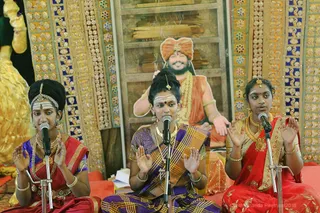 http://nithyananda.org/sites/default/files/photo-gallery/2018-10Oct-10-nithyananda-diary_bengaluru-aadheenam_uttamotama-seva_7T9A0705.JPG