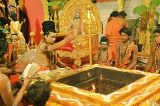 http://nithyananda.org/sites/default/files/photo-gallery/2018-10Oct-10-nithyananda-diary_bengaluru-aadheenam_uttamotama-seva_7T9A0722.JPG