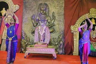 http://nithyananda.org/sites/default/files/photo-gallery/2018-10Oct-10-nithyananda-diary_bengaluru-aadheenam_uttamotama-seva_7T9A0740.JPG