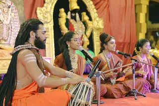 http://nithyananda.org/sites/default/files/photo-gallery/2018-10Oct-10-nithyananda-diary_bengaluru-aadheenam_uttamotama-seva_7T9A0956.JPG