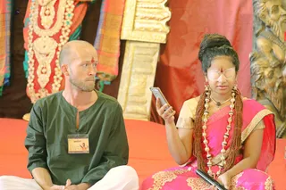http://nithyananda.org/sites/default/files/photo-gallery/2018-10Oct-11-nithyananda-diary_bengaluru-aadheenam_uttamotama-seva_7T9A1224.JPG