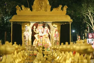 http://nithyananda.org/sites/default/files/photo-gallery/2018-10Oct-11-nithyananda-diary_bengaluru-aadheenam_uttamotama-seva_7T9A1519.JPG