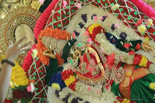 http://nithyananda.org/sites/default/files/photo-gallery/2018-10Oct-12-nithyananda-diary_bengaluru-aadheenam_uttamotama-seva_7T9A2007.JPG