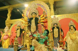 http://nithyananda.org/sites/default/files/photo-gallery/2018-10Oct-12-nithyananda-diary_bengaluru-aadheenam_uttamotama-seva_7T9A2166.JPG