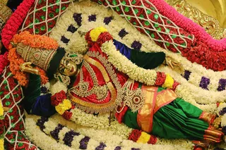http://nithyananda.org/sites/default/files/photo-gallery/2018-10Oct-12-nithyananda-diary_bengaluru-aadheenam_uttamotama-seva_7T9A8952.JPG