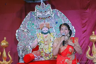 http://nithyananda.org/sites/default/files/photo-gallery/2018-10Oct-12-nithyananda-diary_bengaluru-aadheenam_uttamotama-seva_7T9A9014.JPG
