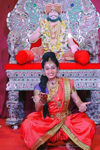http://nithyananda.org/sites/default/files/photo-gallery/2018-10Oct-12-nithyananda-diary_bengaluru-aadheenam_uttamotama-seva_7T9A9020.JPG