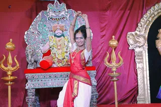 http://nithyananda.org/sites/default/files/photo-gallery/2018-10Oct-12-nithyananda-diary_bengaluru-aadheenam_uttamotama-seva_7T9A9120.JPG